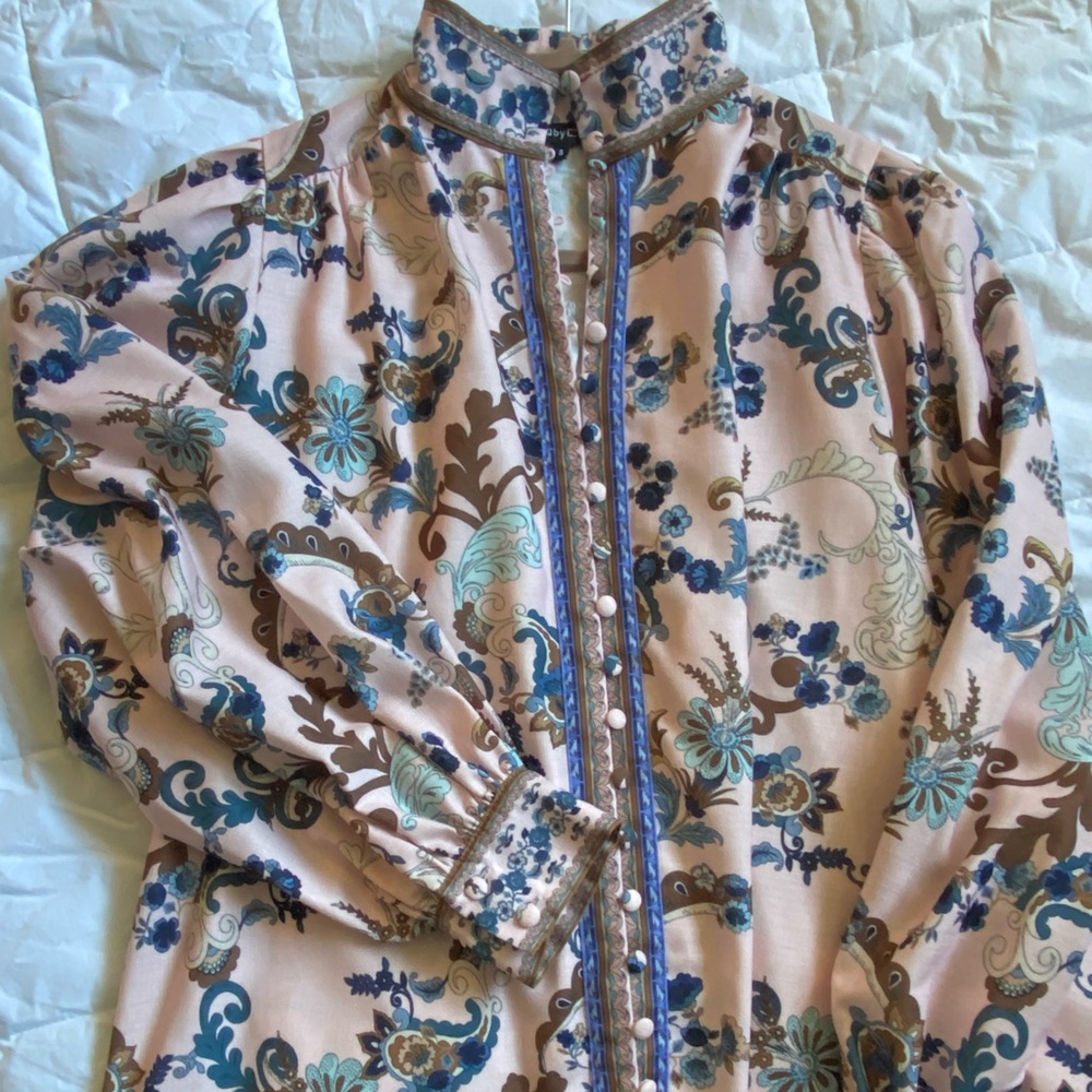 Elegant Floral Women's Blazer in Cream and Blue